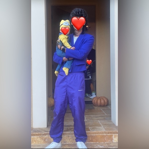 Balthazar Bratt Outfit from Despicable Me - Picture 10 of 12